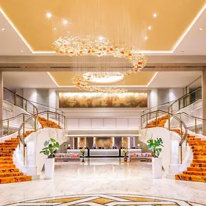 Hotell Royal Plaza On Scotts Singapore