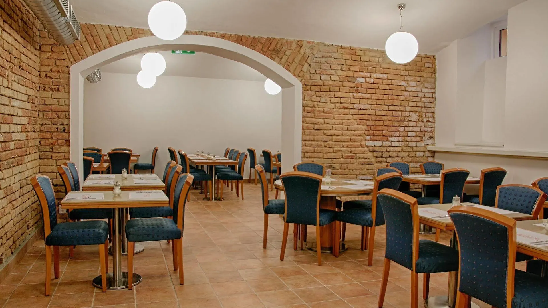 Hotel Ambiance Prag 4*,  Tjeckien